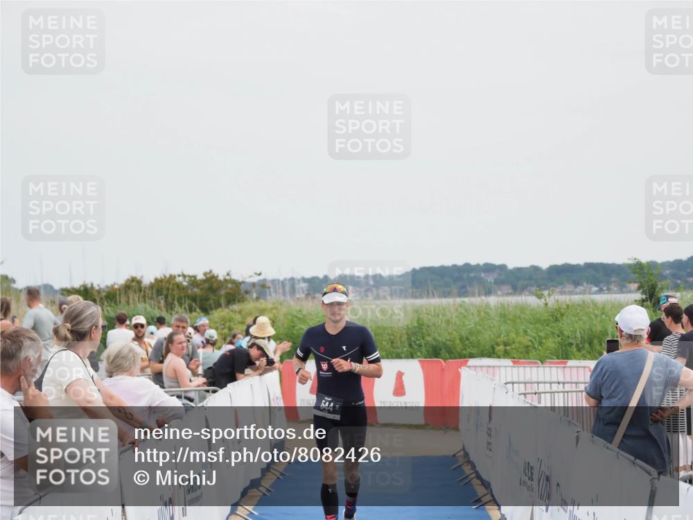 22.06.2025 - Viking Triathlon MichiJ http://msf.ph/oto/8082426 22.06.2025 14:33:05 Ziel 544 meine-sportfotos.de