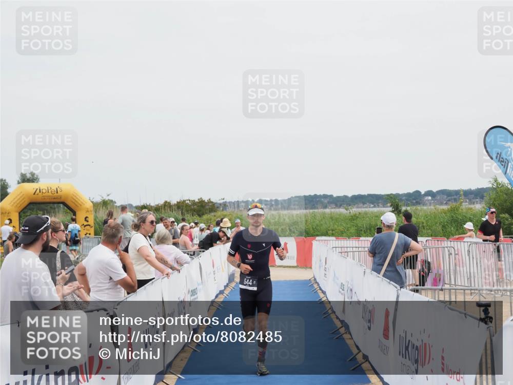 22.06.2025 - Viking Triathlon MichiJ http://msf.ph/oto/8082485 22.06.2025 14:33:06 Ziel 544 meine-sportfotos.de