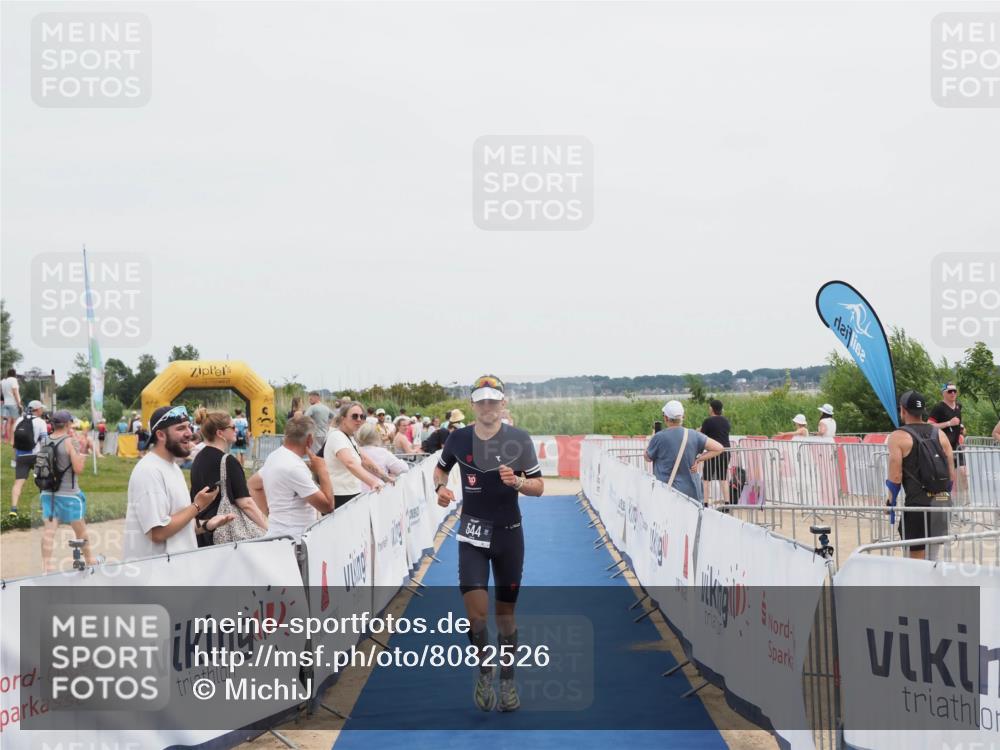 22.06.2025 - Viking Triathlon MichiJ http://msf.ph/oto/8082526 22.06.2025 14:33:07 Ziel 90, 544 meine-sportfotos.de