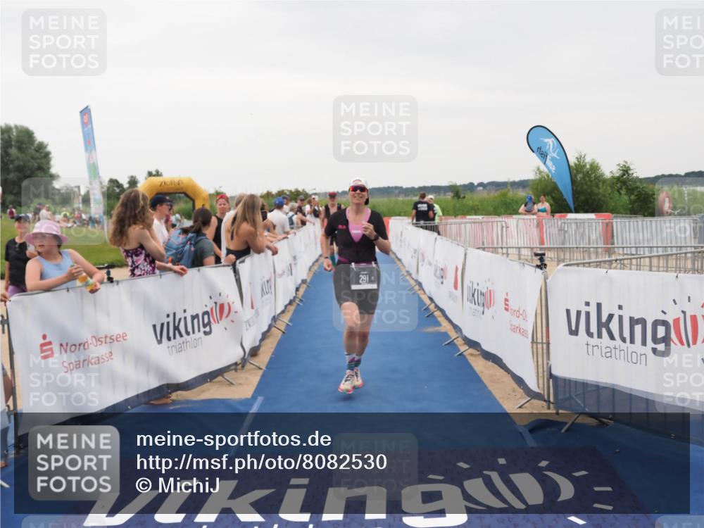 22.06.2025 - Viking Triathlon MichiJ http://msf.ph/oto/8082530 22.06.2025 16:01:33 Ziel 291, 543, 619 meine-sportfotos.de
