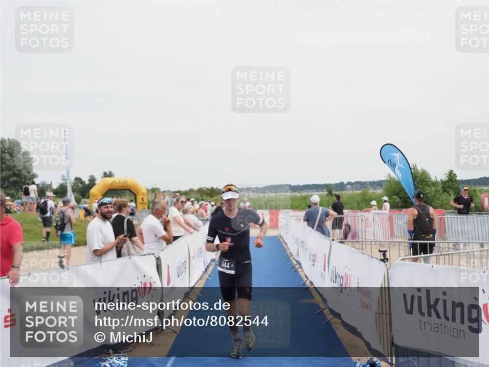 22.06.2025 - Viking Triathlon MichiJ http://msf.ph/oto/8082544 22.06.2025 14:33:07 Ziel 90, 544 meine-sportfotos.de