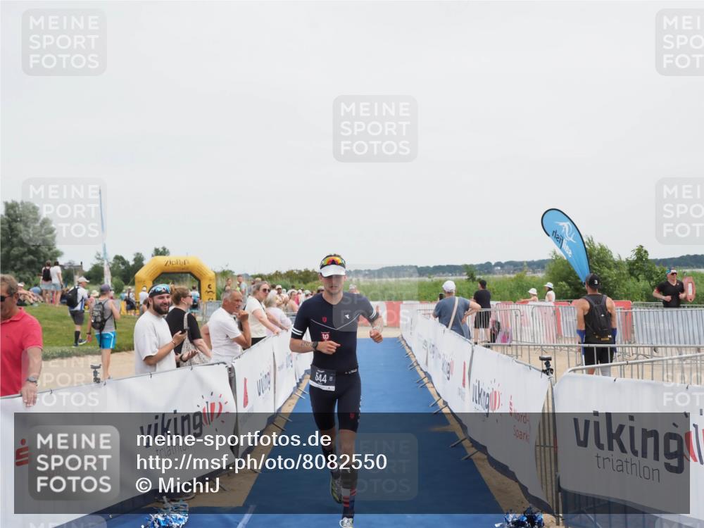 22.06.2025 - Viking Triathlon MichiJ http://msf.ph/oto/8082550 22.06.2025 14:33:07 Ziel 90, 544 meine-sportfotos.de