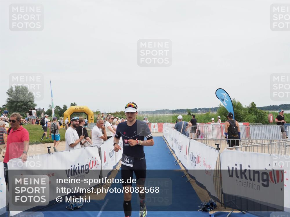 22.06.2025 - Viking Triathlon MichiJ http://msf.ph/oto/8082568 22.06.2025 14:33:08 Ziel 90, 544 meine-sportfotos.de