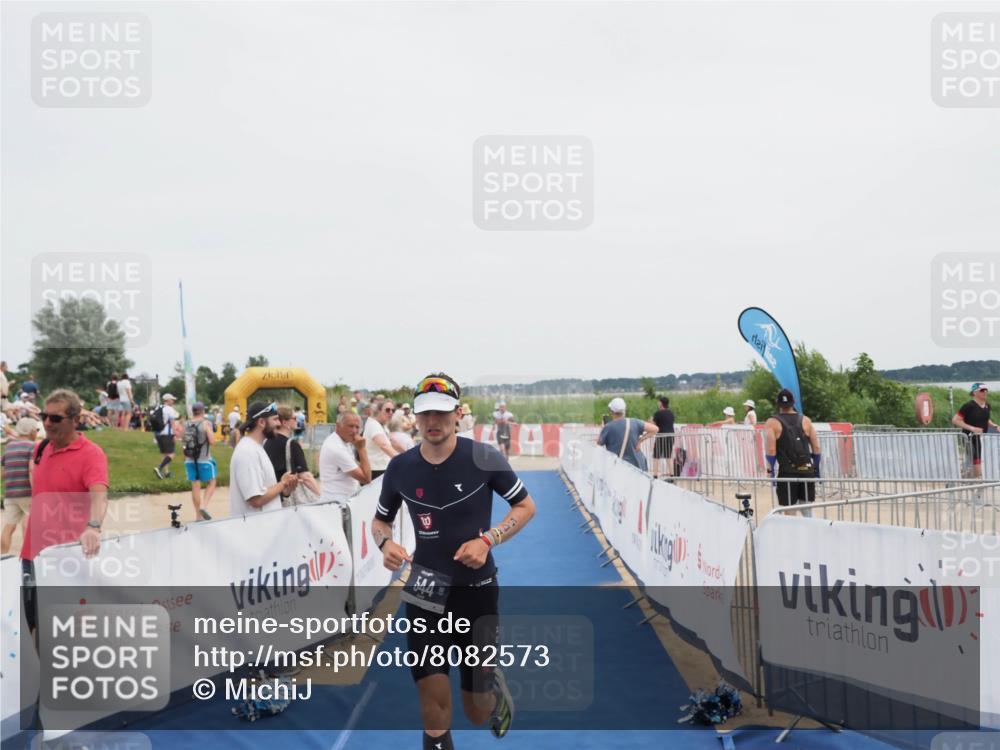 22.06.2025 - Viking Triathlon MichiJ http://msf.ph/oto/8082573 22.06.2025 14:33:08 Ziel 90, 544 meine-sportfotos.de