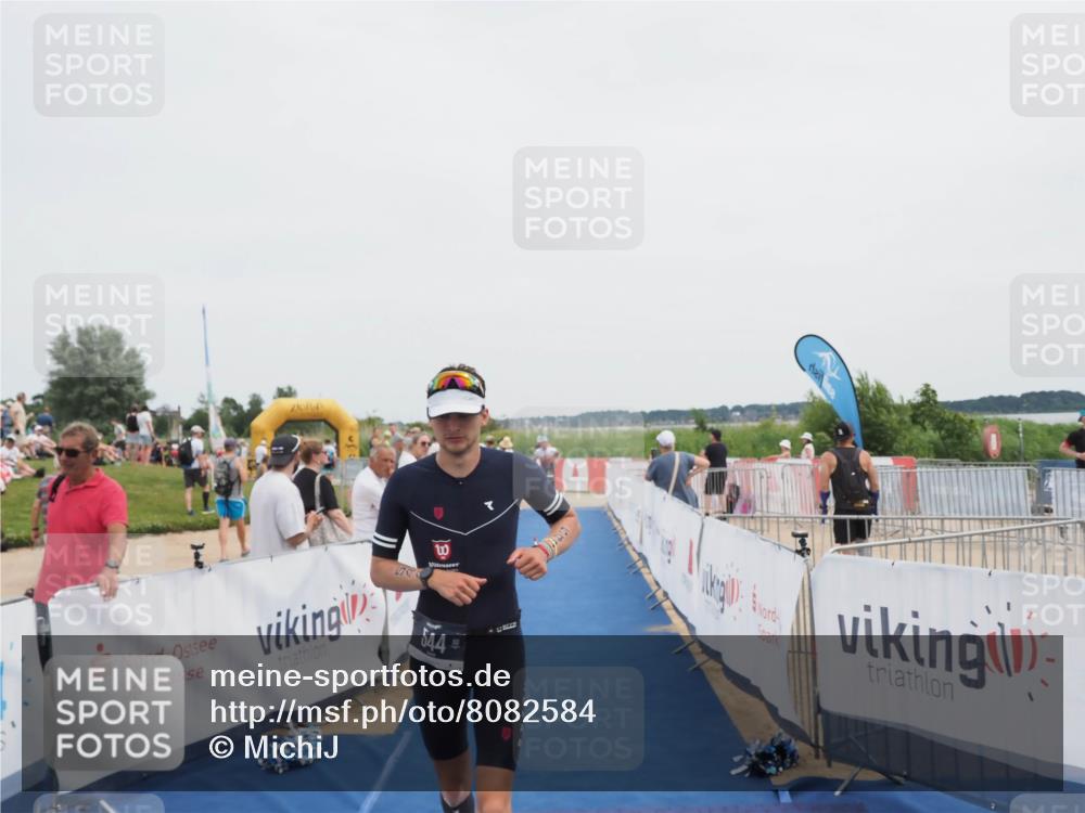 22.06.2025 - Viking Triathlon MichiJ http://msf.ph/oto/8082584 22.06.2025 14:33:08 Ziel 90, 544 meine-sportfotos.de