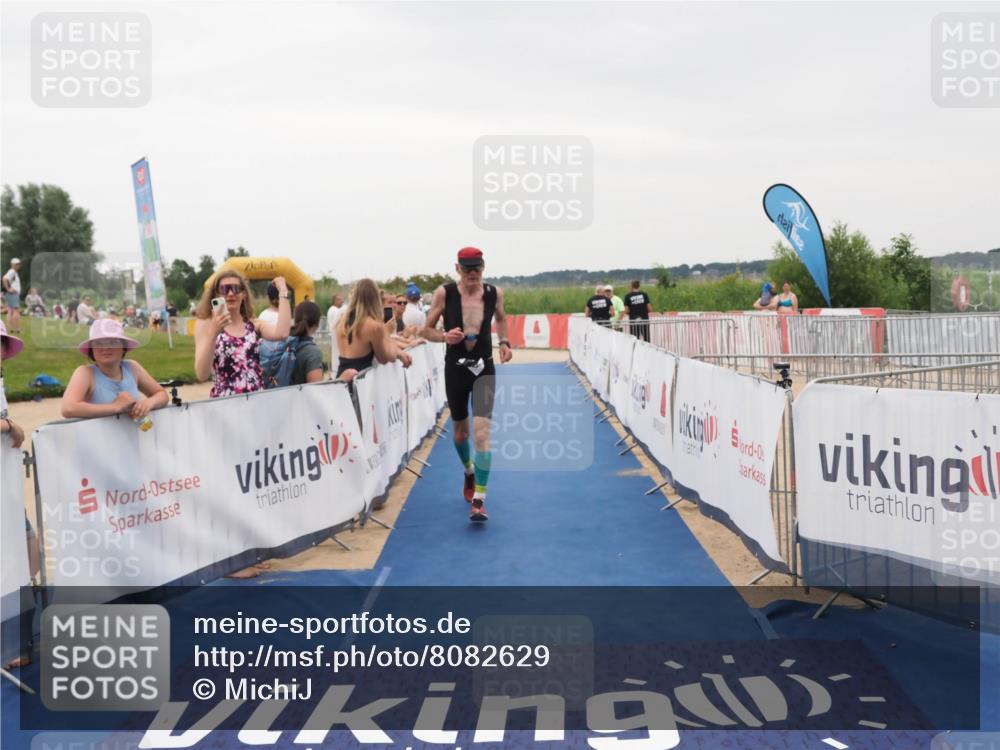 22.06.2025 - Viking Triathlon MichiJ http://msf.ph/oto/8082629 22.06.2025 16:01:36 Ziel 291, 543 meine-sportfotos.de