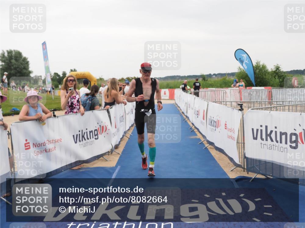 22.06.2025 - Viking Triathlon MichiJ http://msf.ph/oto/8082664 22.06.2025 16:01:37 Ziel 291, 543 meine-sportfotos.de