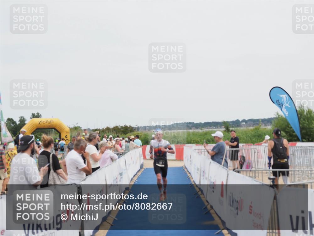 22.06.2025 - Viking Triathlon MichiJ http://msf.ph/oto/8082667 22.06.2025 14:33:11 Ziel 90, 544 meine-sportfotos.de