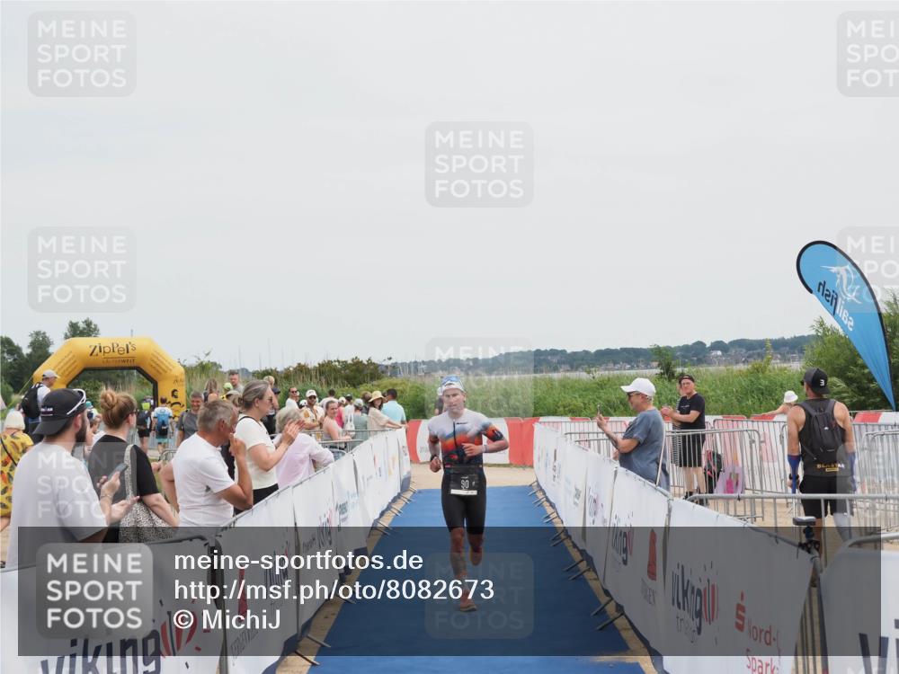22.06.2025 - Viking Triathlon MichiJ http://msf.ph/oto/8082673 22.06.2025 14:33:11 Ziel 90, 544 meine-sportfotos.de