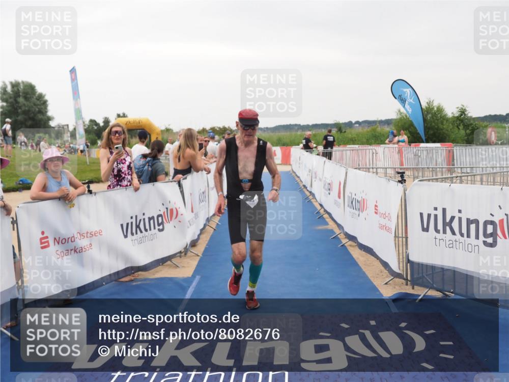 22.06.2025 - Viking Triathlon MichiJ http://msf.ph/oto/8082676 22.06.2025 16:01:37 Ziel 291, 543 meine-sportfotos.de