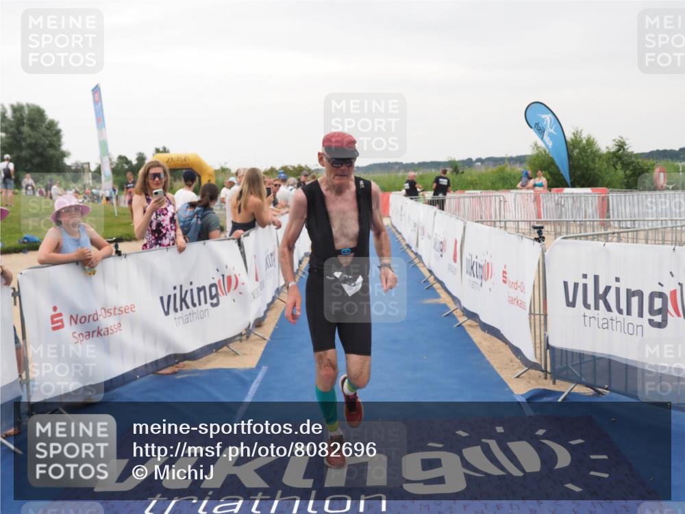 22.06.2025 - Viking Triathlon MichiJ http://msf.ph/oto/8082696 22.06.2025 16:01:38 Ziel 543 meine-sportfotos.de