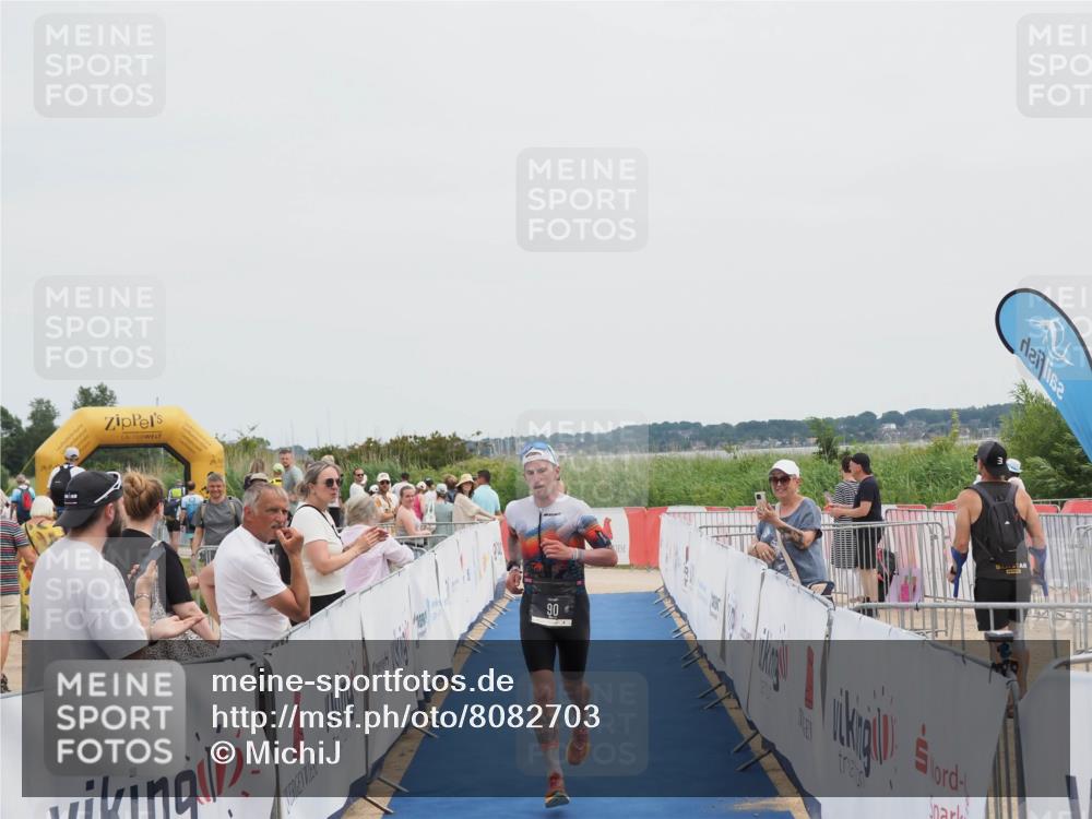 22.06.2025 - Viking Triathlon MichiJ http://msf.ph/oto/8082703 22.06.2025 14:33:12 Ziel 90, 544 meine-sportfotos.de
