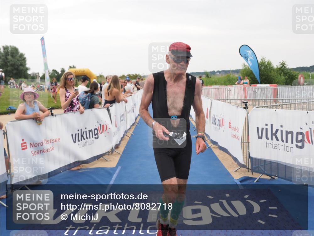 22.06.2025 - Viking Triathlon MichiJ http://msf.ph/oto/8082718 22.06.2025 16:01:38 Ziel 543 meine-sportfotos.de