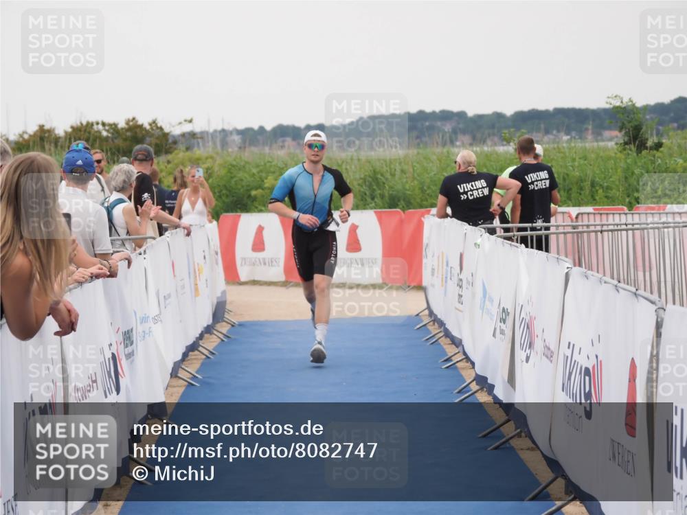 22.06.2025 - Viking Triathlon MichiJ http://msf.ph/oto/8082747 22.06.2025 16:01:44 Ziel 121 meine-sportfotos.de