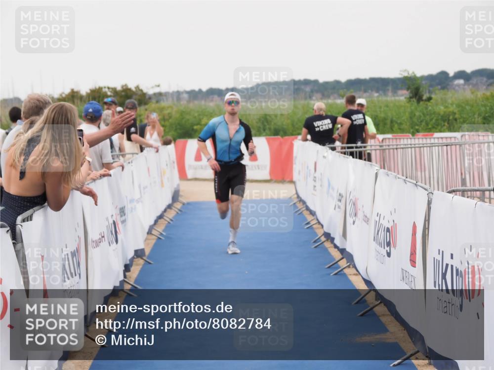 22.06.2025 - Viking Triathlon MichiJ http://msf.ph/oto/8082784 22.06.2025 16:01:45 Ziel 121 meine-sportfotos.de