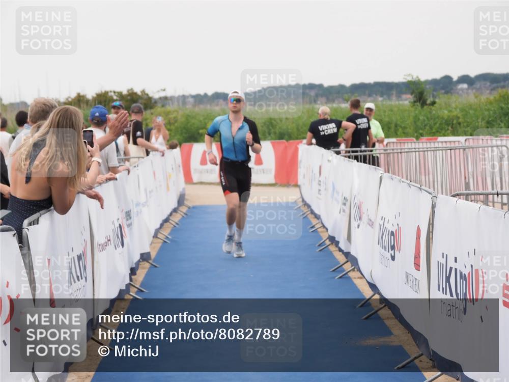 22.06.2025 - Viking Triathlon MichiJ http://msf.ph/oto/8082789 22.06.2025 16:01:45 Ziel 121 meine-sportfotos.de