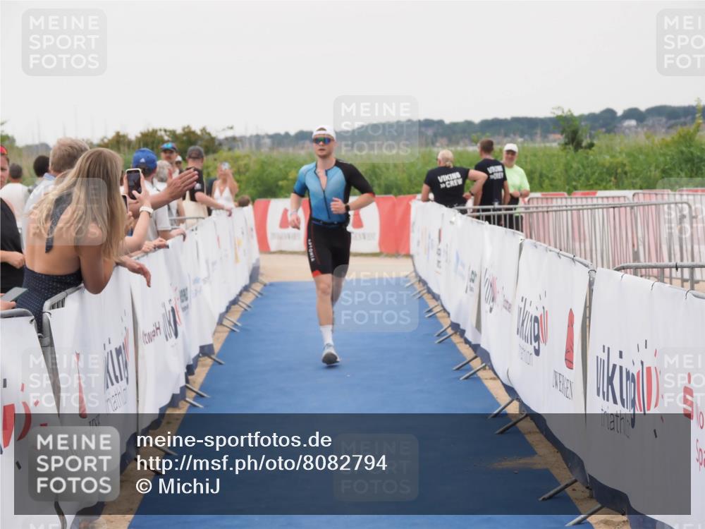 22.06.2025 - Viking Triathlon MichiJ http://msf.ph/oto/8082794 22.06.2025 16:01:45 Ziel 121 meine-sportfotos.de