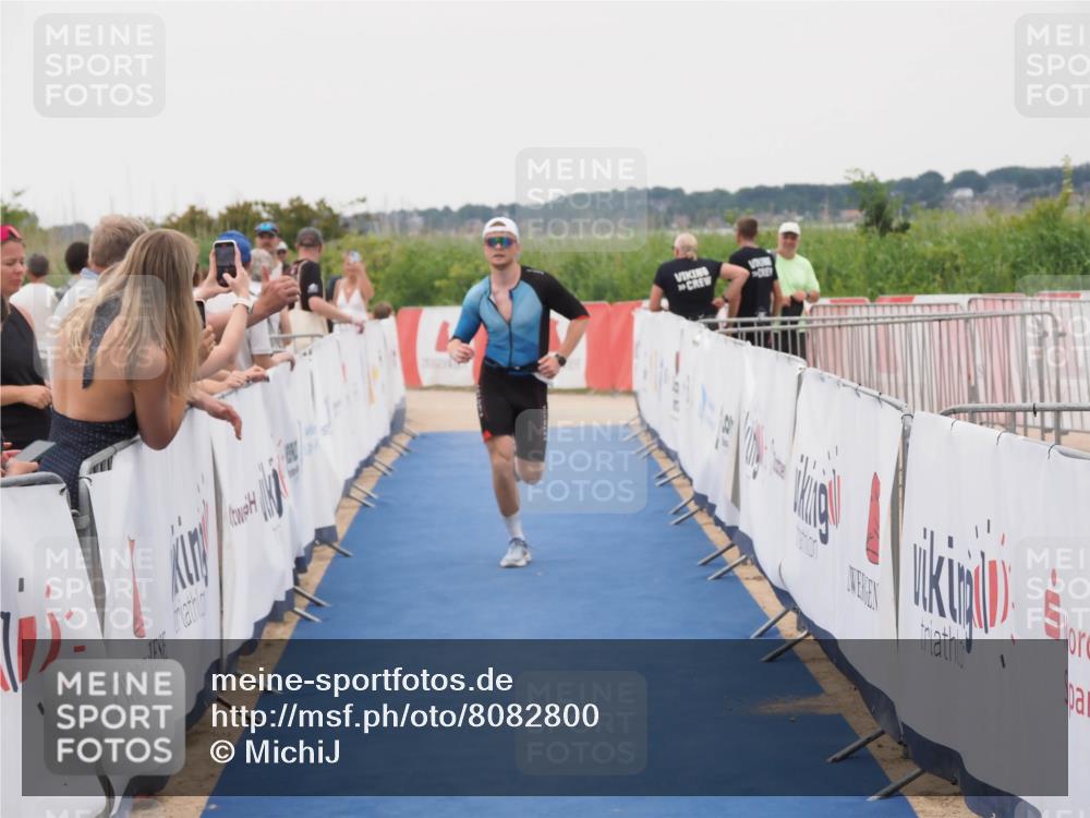 22.06.2025 - Viking Triathlon MichiJ http://msf.ph/oto/8082800 22.06.2025 16:01:45 Ziel 121 meine-sportfotos.de