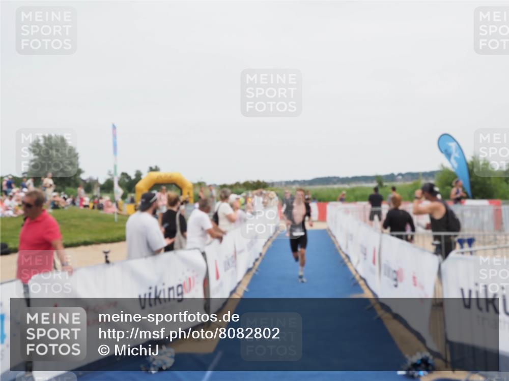 22.06.2025 - Viking Triathlon MichiJ http://msf.ph/oto/8082802 22.06.2025 14:33:44 Ziel 152, 189 meine-sportfotos.de