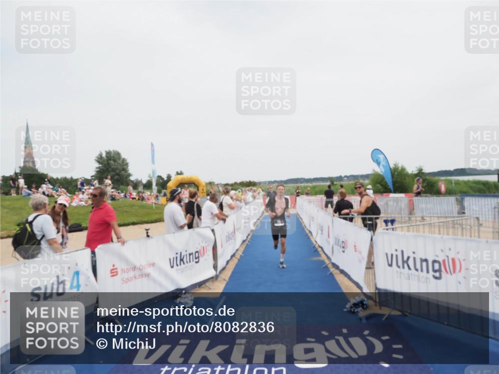 22.06.2025 - Viking Triathlon MichiJ http://msf.ph/oto/8082836 22.06.2025 14:33:45 Ziel 152, 189 meine-sportfotos.de