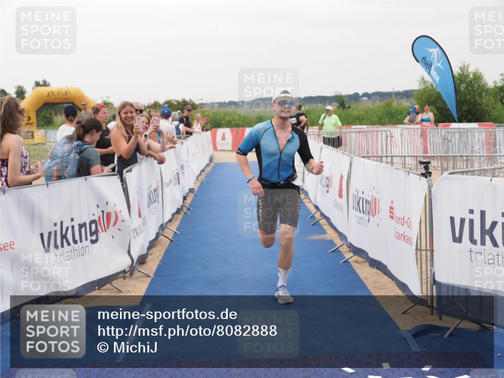 22.06.2025 - Viking Triathlon MichiJ http://msf.ph/oto/8082888 22.06.2025 16:01:47 Ziel 121 meine-sportfotos.de