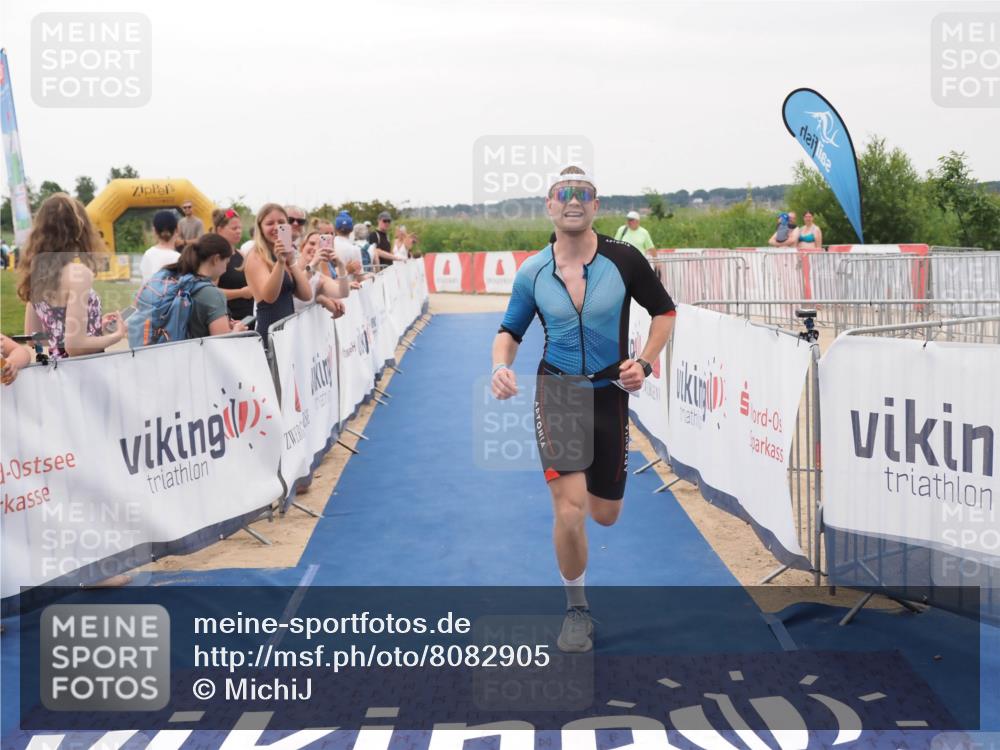 22.06.2025 - Viking Triathlon MichiJ http://msf.ph/oto/8082905 22.06.2025 16:01:47 Ziel 121 meine-sportfotos.de