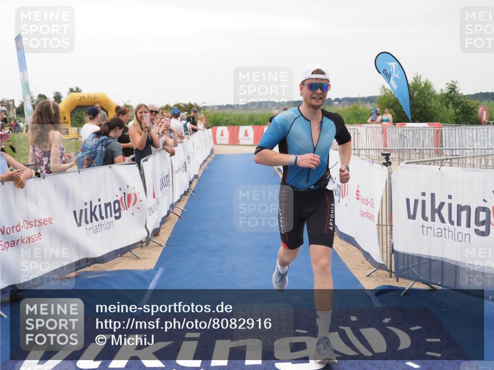 22.06.2025 - Viking Triathlon MichiJ http://msf.ph/oto/8082916 22.06.2025 16:01:48 Ziel 121 meine-sportfotos.de