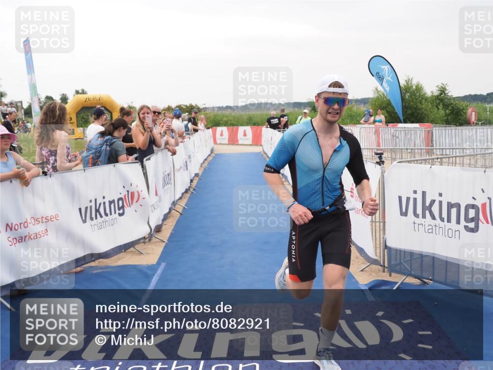 22.06.2025 - Viking Triathlon MichiJ http://msf.ph/oto/8082921 22.06.2025 16:01:48 Ziel 121 meine-sportfotos.de