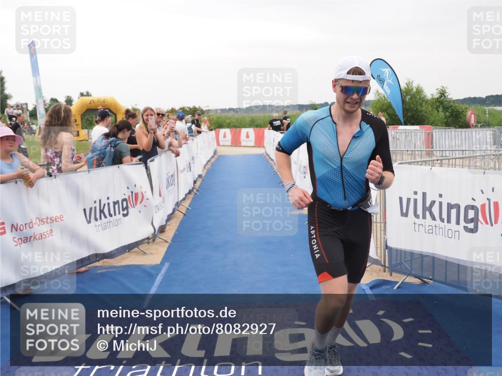 22.06.2025 - Viking Triathlon MichiJ http://msf.ph/oto/8082927 22.06.2025 16:01:48 Ziel 121 meine-sportfotos.de