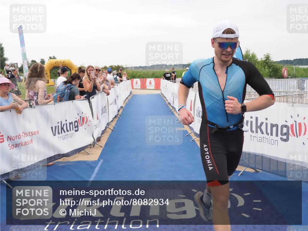 22.06.2025 - Viking Triathlon MichiJ http://msf.ph/oto/8082934 22.06.2025 16:01:48 Ziel 121 meine-sportfotos.de