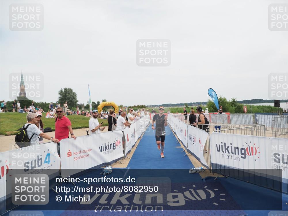 22.06.2025 - Viking Triathlon MichiJ http://msf.ph/oto/8082950 22.06.2025 14:33:48 Ziel 152, 189 meine-sportfotos.de