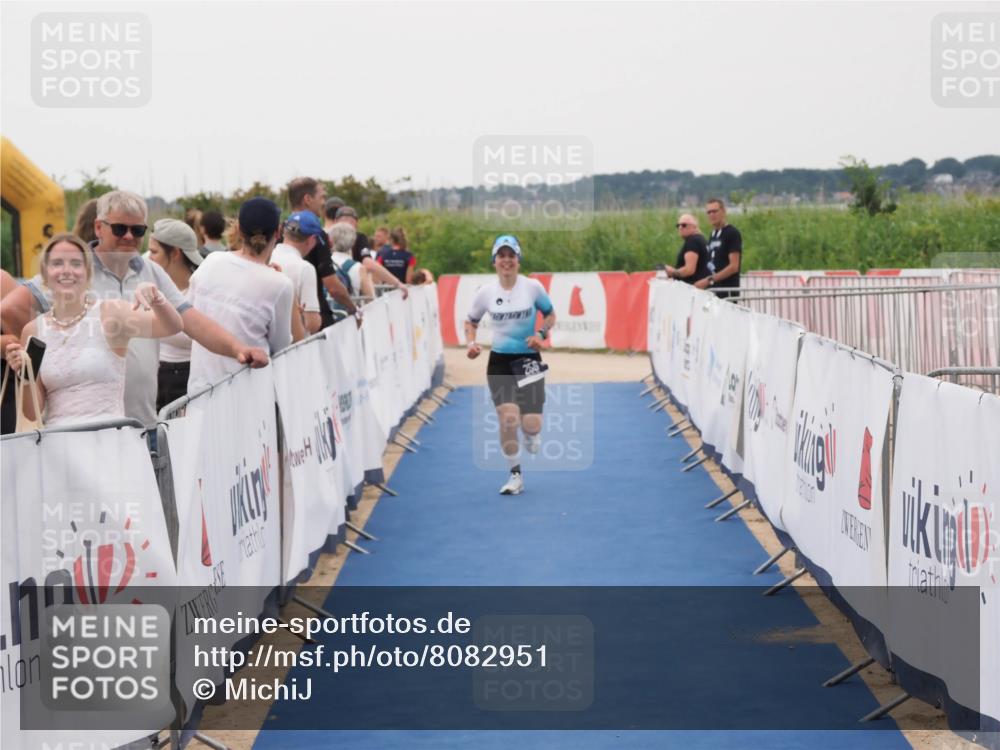 22.06.2025 - Viking Triathlon MichiJ http://msf.ph/oto/8082951 22.06.2025 16:02:04 Ziel 256 meine-sportfotos.de