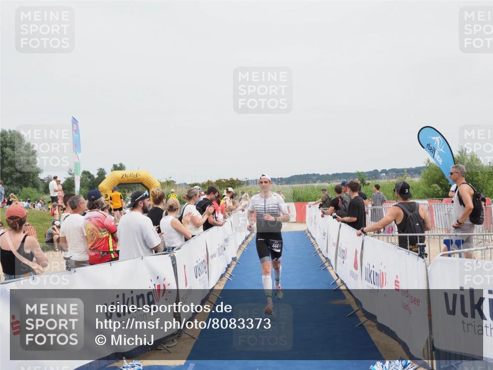 22.06.2025 - Viking Triathlon MichiJ http://msf.ph/oto/8083373 22.06.2025 14:40:42 Ziel 444 meine-sportfotos.de