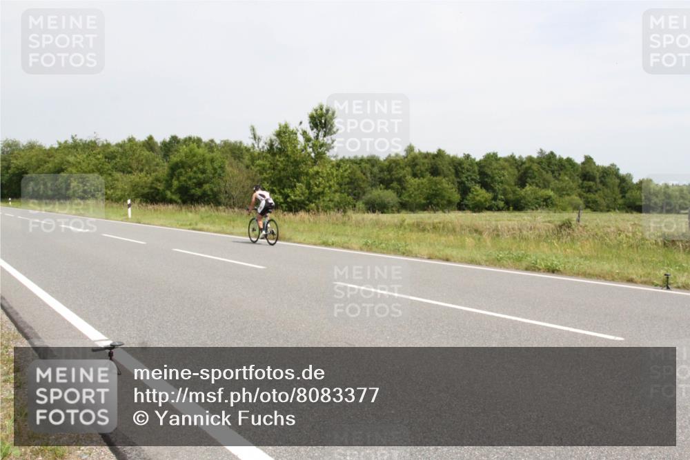 22.06.2025 - Viking Triathlon Yannick Fuchs http://msf.ph/oto/8083377 22.06.2025 12:58:02 Radfahren 240, 481 meine-sportfotos.de