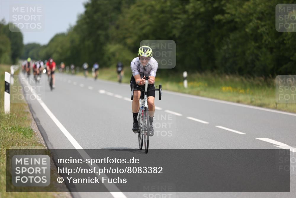 22.06.2025 - Viking Triathlon Yannick Fuchs http://msf.ph/oto/8083382 22.06.2025 12:30:08 Radfahren 39, 273 meine-sportfotos.de