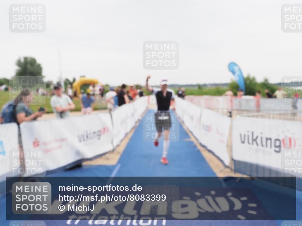 22.06.2025 - Viking Triathlon MichiJ http://msf.ph/oto/8083399 22.06.2025 16:10:00 Ziel 97 meine-sportfotos.de