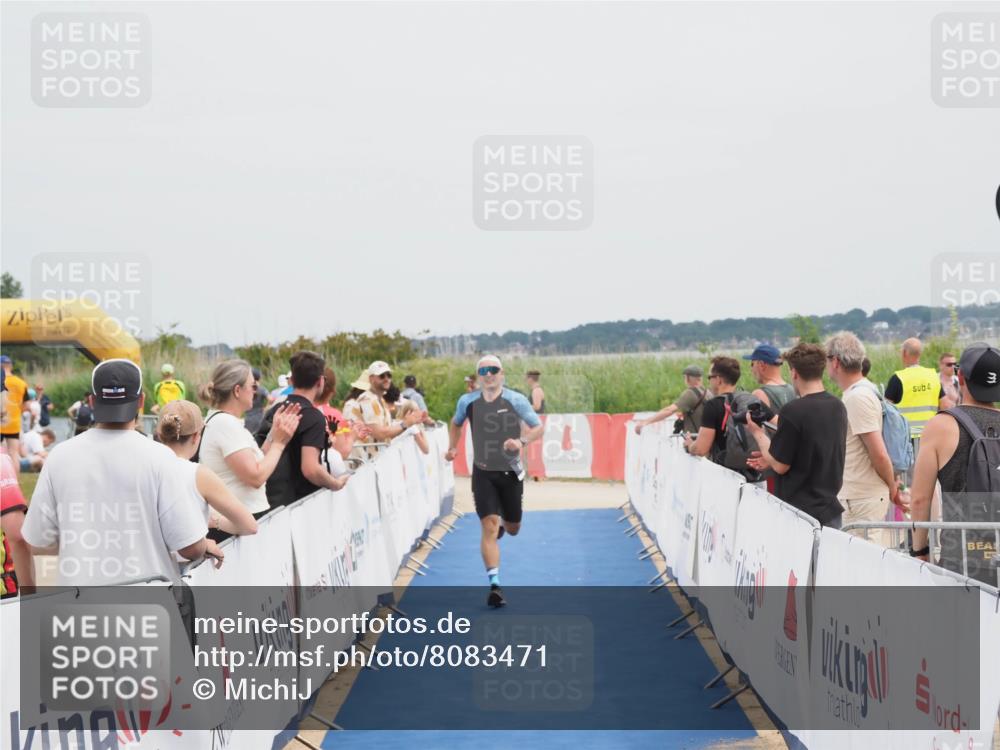 22.06.2025 - Viking Triathlon MichiJ http://msf.ph/oto/8083471 22.06.2025 14:41:09 Ziel 458 meine-sportfotos.de