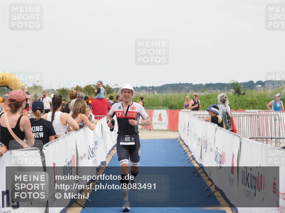 22.06.2025 - Viking Triathlon MichiJ http://msf.ph/oto/8083491 22.06.2025 14:49:08 Ziel 416 meine-sportfotos.de