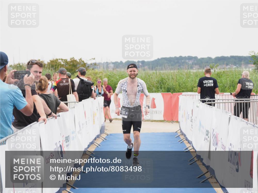 22.06.2025 - Viking Triathlon MichiJ http://msf.ph/oto/8083498 22.06.2025 16:10:22 Ziel 290, 396, 605 meine-sportfotos.de