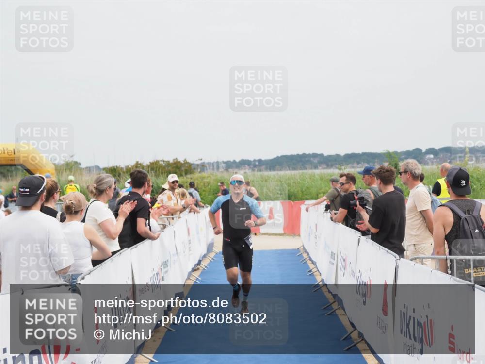 22.06.2025 - Viking Triathlon MichiJ http://msf.ph/oto/8083502 22.06.2025 14:41:10 Ziel 458 meine-sportfotos.de