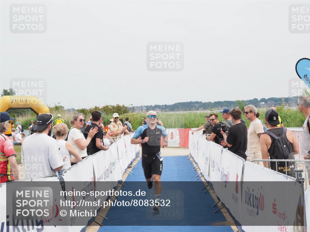22.06.2025 - Viking Triathlon MichiJ http://msf.ph/oto/8083532 22.06.2025 14:41:10 Ziel 458 meine-sportfotos.de