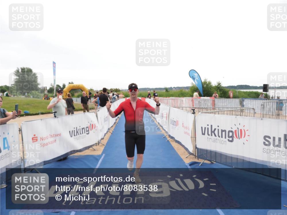 22.06.2025 - Viking Triathlon MichiJ http://msf.ph/oto/8083538 22.06.2025 16:17:13 Ziel 106 meine-sportfotos.de