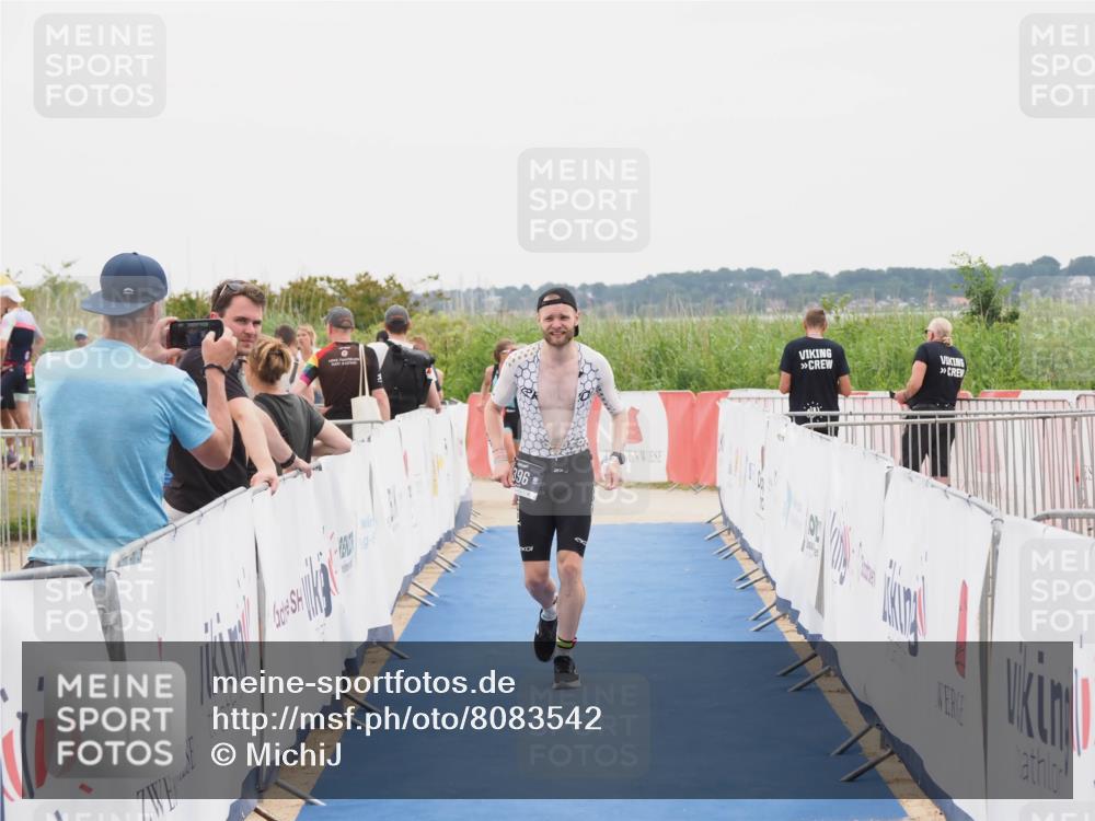 22.06.2025 - Viking Triathlon MichiJ http://msf.ph/oto/8083542 22.06.2025 16:10:22 Ziel 290, 396, 605 meine-sportfotos.de