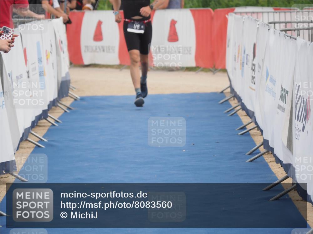 22.06.2025 - Viking Triathlon MichiJ http://msf.ph/oto/8083560 22.06.2025 14:49:32 Ziel 176 meine-sportfotos.de