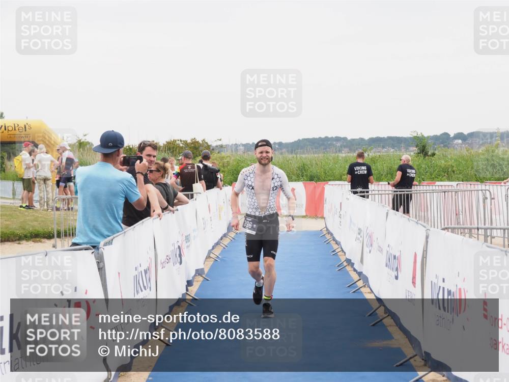 22.06.2025 - Viking Triathlon MichiJ http://msf.ph/oto/8083588 22.06.2025 16:10:23 Ziel 290, 396, 605 meine-sportfotos.de