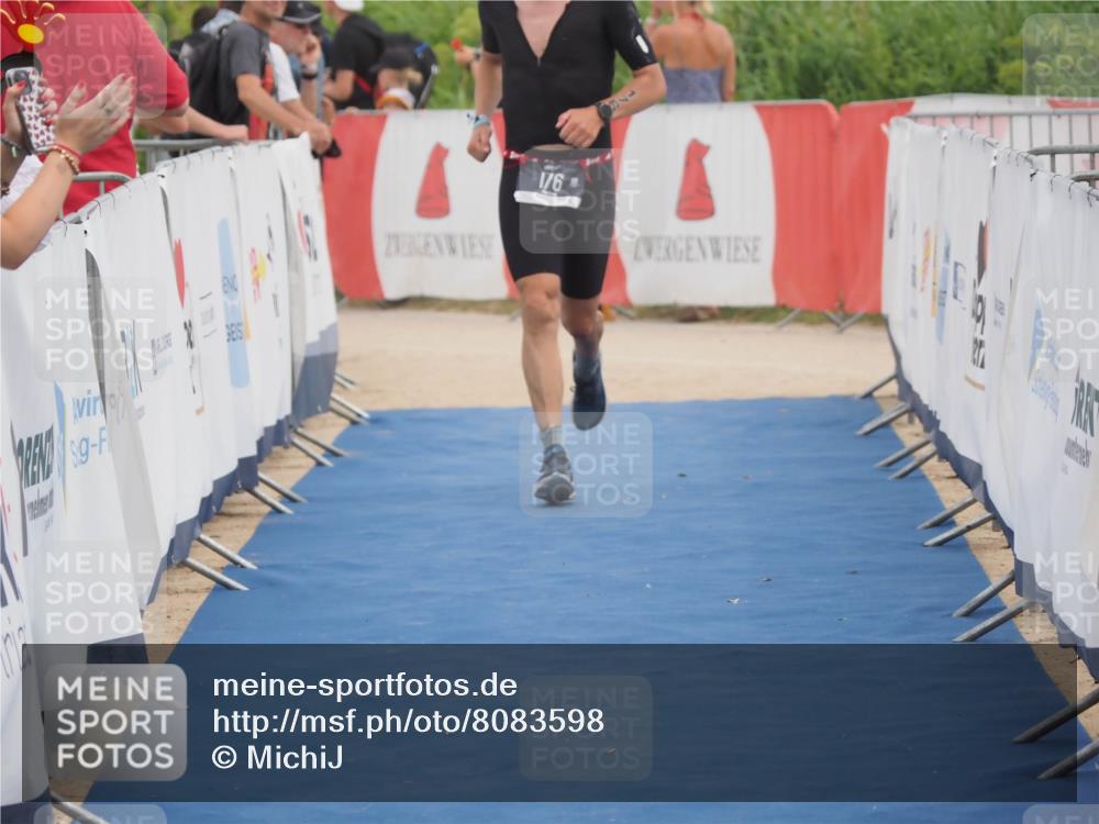 22.06.2025 - Viking Triathlon MichiJ http://msf.ph/oto/8083598 22.06.2025 14:49:32 Ziel 176 meine-sportfotos.de