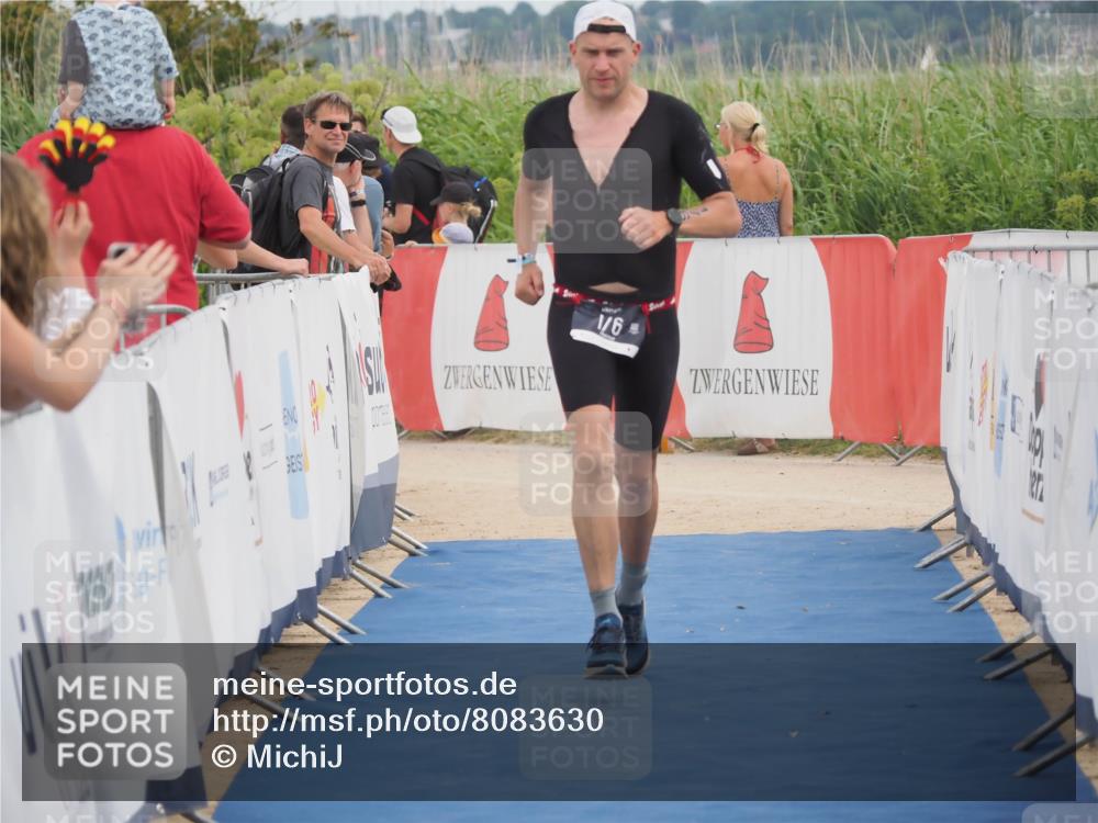22.06.2025 - Viking Triathlon MichiJ http://msf.ph/oto/8083630 22.06.2025 14:49:33 Ziel 176 meine-sportfotos.de