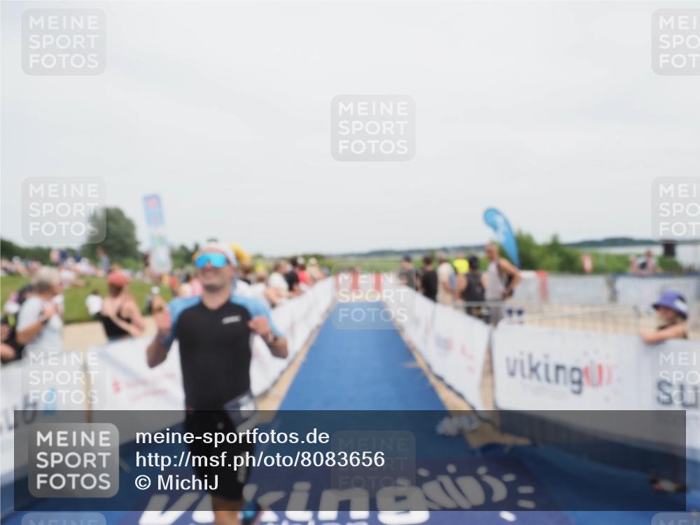 22.06.2025 - Viking Triathlon MichiJ http://msf.ph/oto/8083656 22.06.2025 14:41:12 Ziel 458 meine-sportfotos.de