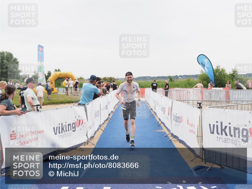 22.06.2025 - Viking Triathlon MichiJ http://msf.ph/oto/8083666 22.06.2025 16:10:24 Ziel 290, 396, 605 meine-sportfotos.de