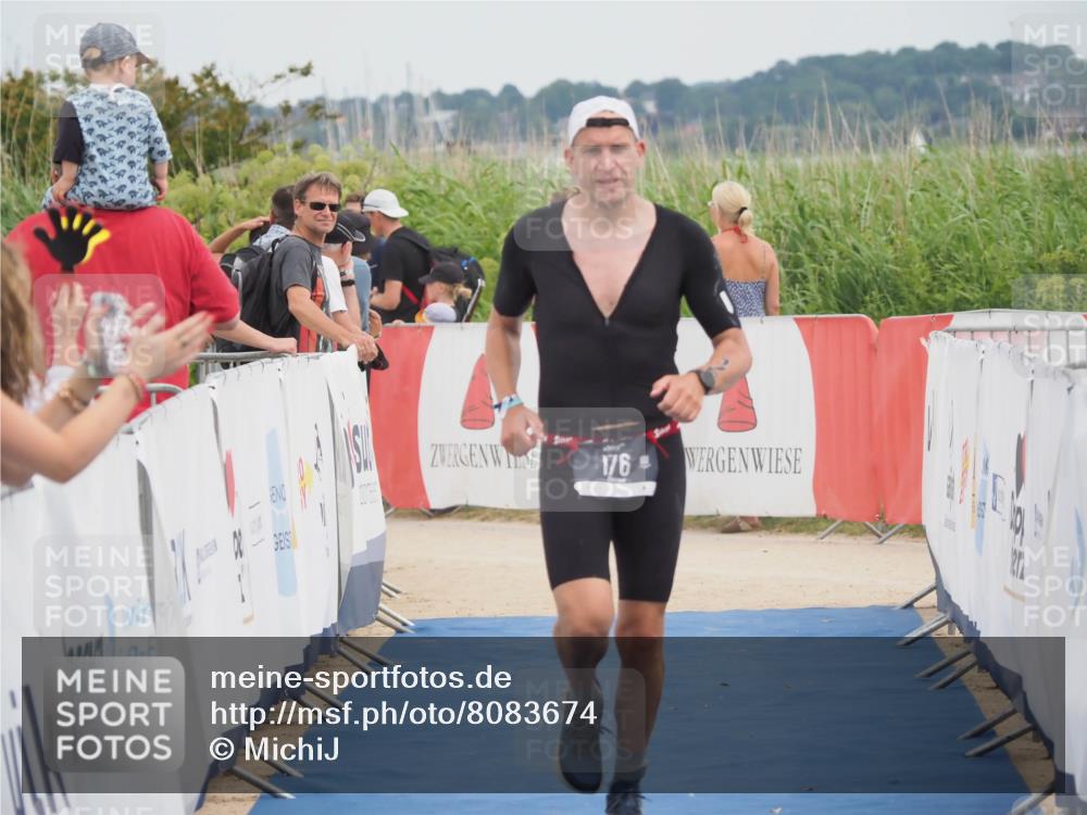 22.06.2025 - Viking Triathlon MichiJ http://msf.ph/oto/8083674 22.06.2025 14:49:34 Ziel 176 meine-sportfotos.de